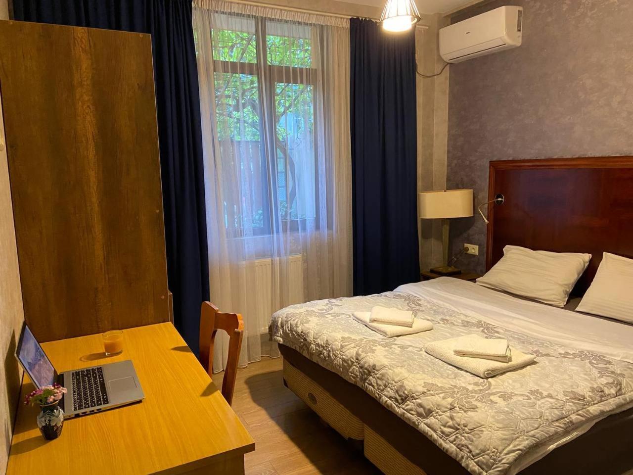 Hotel "Tbilisi Tales" In The Heart Of The Old City Extérieur photo