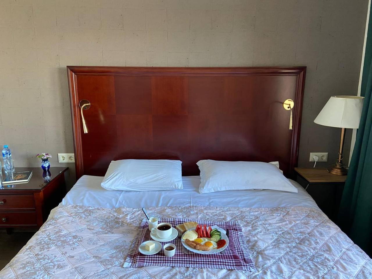 Hotel "Tbilisi Tales" In The Heart Of The Old City Extérieur photo