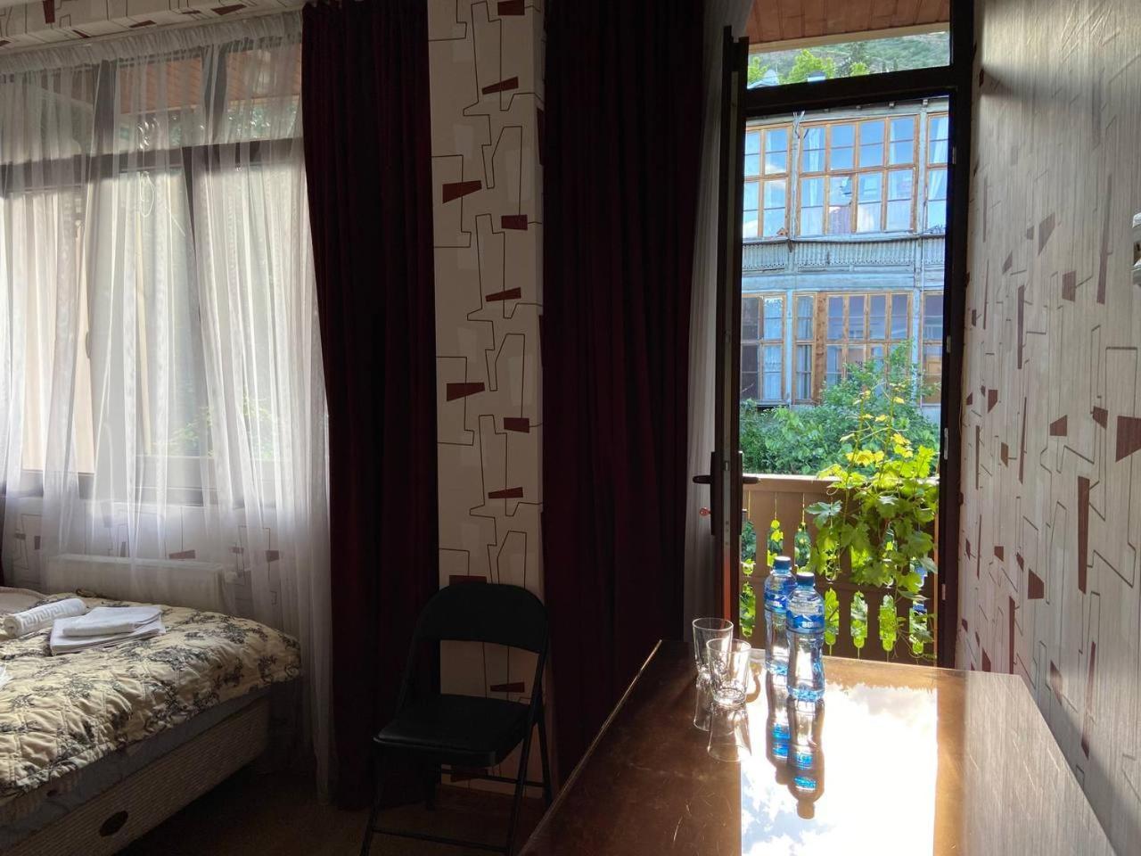 Hotel "Tbilisi Tales" In The Heart Of The Old City Extérieur photo
