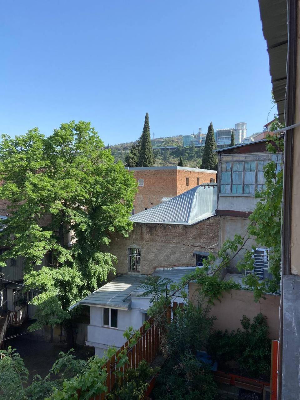 Hotel "Tbilisi Tales" In The Heart Of The Old City Extérieur photo