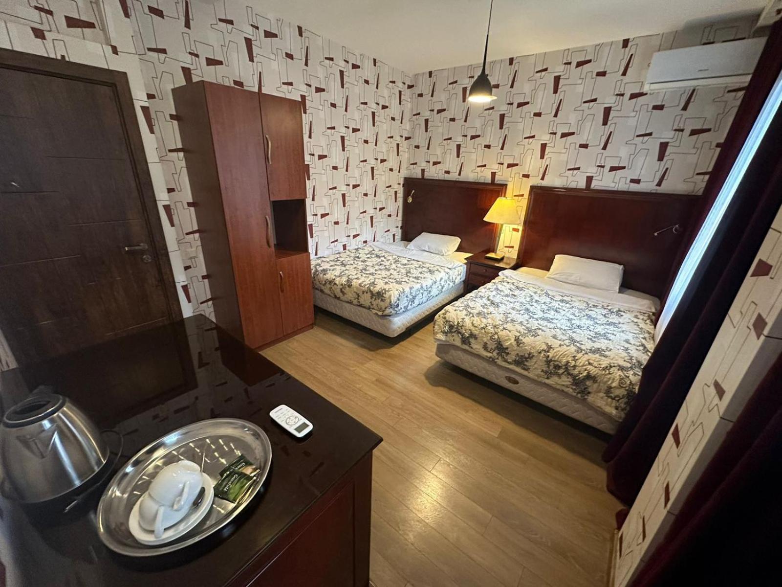 Hotel "Tbilisi Tales" In The Heart Of The Old City Extérieur photo